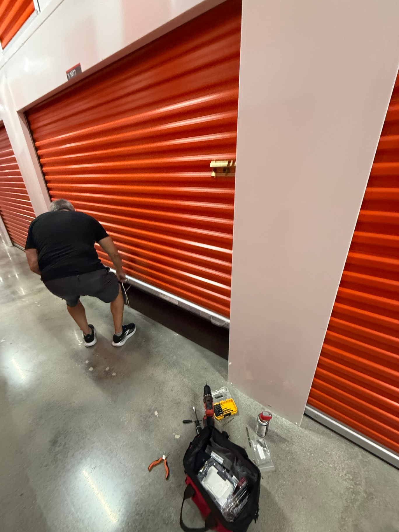 Customer opens their unit after we got it open — same Doral job
